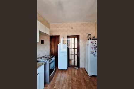 Apartamento para alugar com 230m², 4 quartos e sem vaga Apartamento para alugar com 230m², 4 quartos e sem vagaCozinha