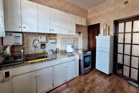 Apartamento para alugar com 230m², 4 quartos e sem vaga Apartamento para alugar com 230m², 4 quartos e sem vagaCozinha