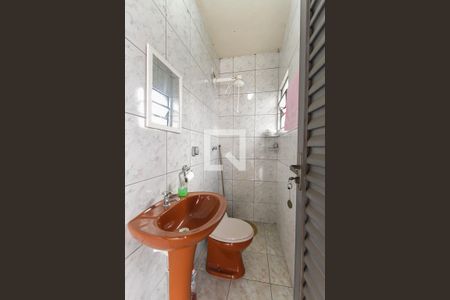 Casa à venda com 120m², 3 quartos e 2 vagas Casa à venda com 120m², 3 quartos e 2 vagasBanheiro de serviço