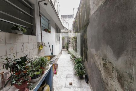 Casa à venda com 120m², 3 quartos e 2 vagas Casa à venda com 120m², 3 quartos e 2 vagasCorredor Externo