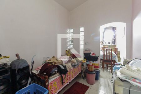 Casa à venda com 120m², 3 quartos e 2 vagas Casa à venda com 120m², 3 quartos e 2 vagasHall