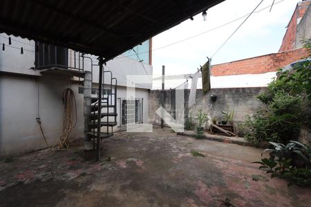 Casa à venda com 170m², 3 quartos e 2 vagasQuintal