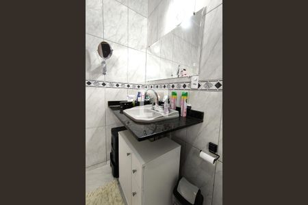 Casa à venda com 184m², 3 quartos e 3 vagasBanheiro da Suíte