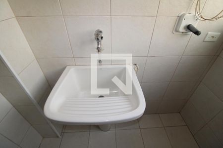 Área de Serviço de apartamento para alugar com 3 quartos, 70m² em Jardim São Paulo, São Paulo
