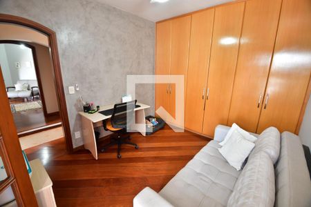 Apartamento à venda com 200m², 3 quartos e 3 vagasQuarto 1