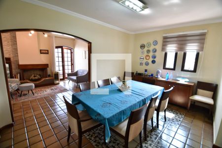 Apartamento à venda com 200m², 3 quartos e 3 vagasSala 4