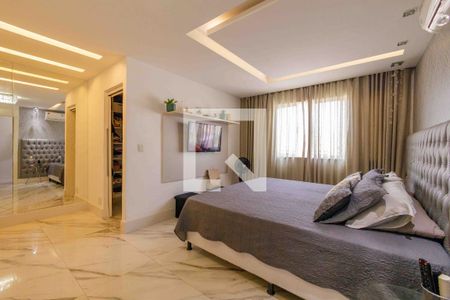 Apartamento à venda com 261m², 3 quartos e 3 vagas Apartamento à venda com 261m², 3 quartos e 3 vagasSuíte 1