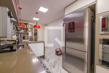 Apartamento à venda com 261m², 3 quartos e 3 vagas Apartamento à venda com 261m², 3 quartos e 3 vagasCozinha