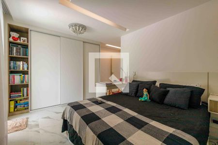 Apartamento à venda com 261m², 3 quartos e 3 vagas Apartamento à venda com 261m², 3 quartos e 3 vagasSuíte 3