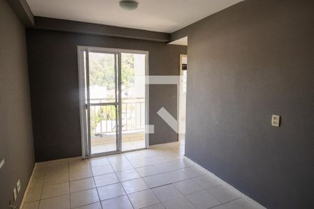 Sala de apartamento à venda com 2 quartos, 75m² em Jacarepaguá, Rio de Janeiro