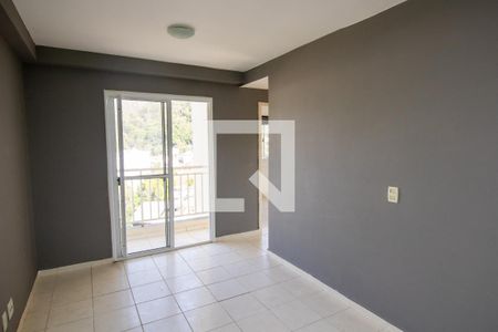 Sala de apartamento à venda com 2 quartos, 75m² em Jacarepaguá, Rio de Janeiro