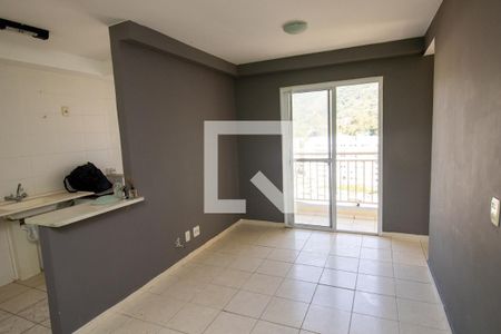 Sala de apartamento à venda com 2 quartos, 75m² em Jacarepaguá, Rio de Janeiro