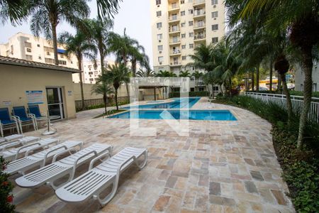 Apartamento à venda com 75m², 2 quartos e 2 vagasÁrea comum - Piscina