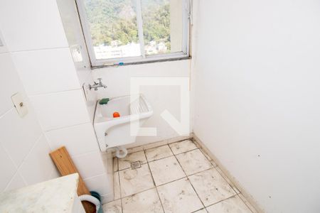 Apartamento à venda com 75m², 2 quartos e 2 vagasÁrea de Serviço