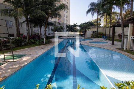Apartamento à venda com 75m², 2 quartos e 2 vagasÁrea comum - Piscina