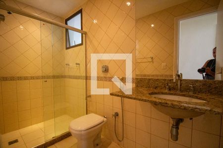 Apartamento para alugar com 200m², 3 quartos e 2 vagasBanheiro Social