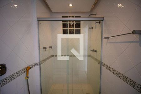 Apartamento para alugar com 200m², 3 quartos e 2 vagasBanheiro da Suíte 1