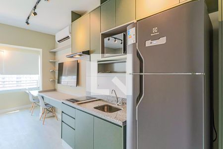 Cozinha de apartamento para alugar com 0 quarto, 25m² em Butantã, São Paulo