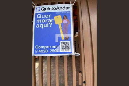 Casa à venda com 250m², 3 quartos e 3 vagas Casa à venda com 250m², 3 quartos e 3 vagasPlaquinha