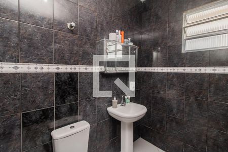 Casa à venda com 250m², 3 quartos e 3 vagas Casa à venda com 250m², 3 quartos e 3 vagasBanheiro 1