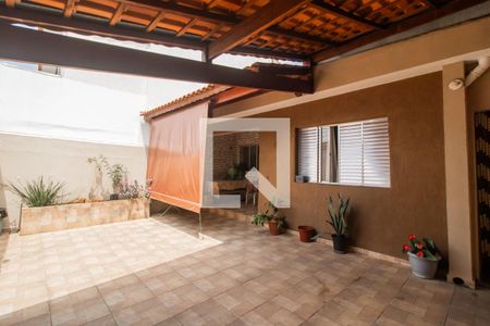 Casa à venda com 250m², 3 quartos e 3 vagas Casa à venda com 250m², 3 quartos e 3 vagasGaragem