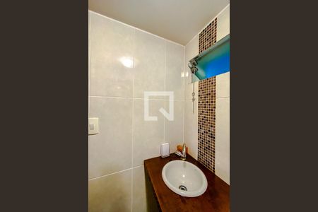 Casa à venda com 137m², 3 quartos e 1 vagaBanheiro da Suíte