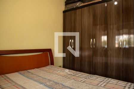 Casa à venda com 250m², 4 quartos e 3 vagasSuíte 2