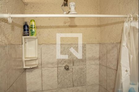 Casa à venda com 250m², 4 quartos e 3 vagasBanheiro de Serviço