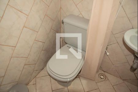 Casa à venda com 250m², 4 quartos e 3 vagasBanheiro da Suíte 1