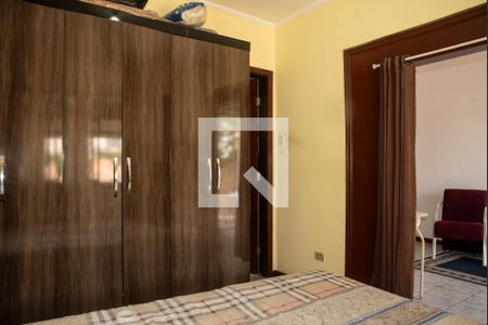 Casa à venda com 250m², 4 quartos e 3 vagasSuíte 2