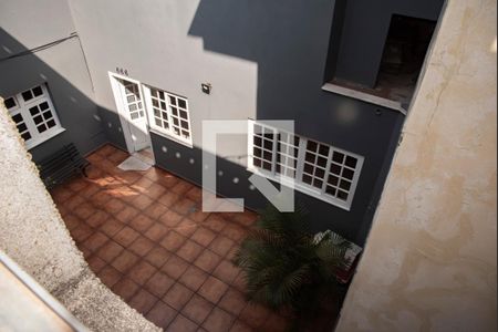 Casa à venda com 250m², 4 quartos e 3 vagasVista da Área de Serviço
