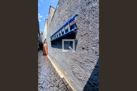 Casa à venda com 102m², 4 quartos e sem vagaÁrea externa