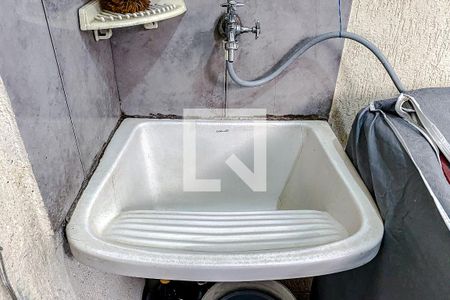 Casa à venda com 102m², 4 quartos e sem vagaÁrea de Serviço