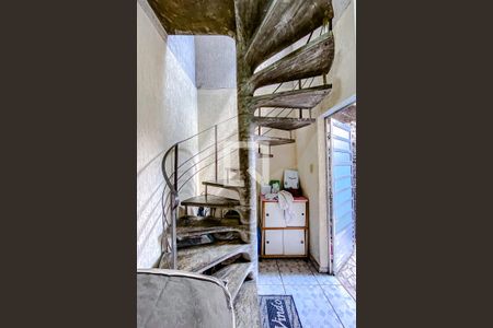 Casa à venda com 102m², 4 quartos e sem vagaÁrea de Serviço