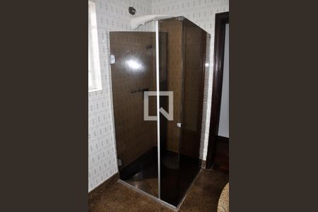 Casa à venda com 570m², 4 quartos e 6 vagasDetalhe - Suíte