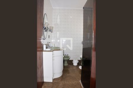 Casa à venda com 570m², 4 quartos e 6 vagasDetalhe - Suíte