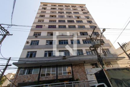 Apartamento para alugar com 86m², 2 quartos e sem vagaFachada
