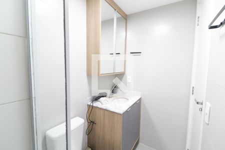 Banheiro da Suíte de apartamento para alugar com 1 quarto, 27m² em Vila Nova Conceição, São Paulo