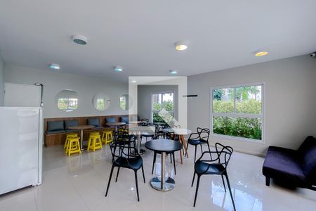 Apartamento à venda com 44m², 2 quartos e sem vagaÁrea comum - Salão de festas
