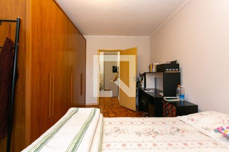 Quarto 2 de casa à venda com 3 quartos, 200m² em Vila Carrão, São Paulo