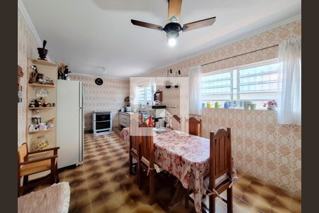 Casa à venda com 400m², 3 quartos e 2 vagasCozinha