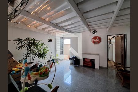 Casa à venda com 400m², 3 quartos e 2 vagasÁrea de Serviço