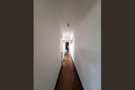 Casa à venda com 400m², 3 quartos e 2 vagasCorredor