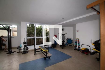 Apartamento à venda com 45m², 2 quartos e 1 vaga Apartamento à venda com 45m², 2 quartos e 1 vagaÁrea comum - Academia