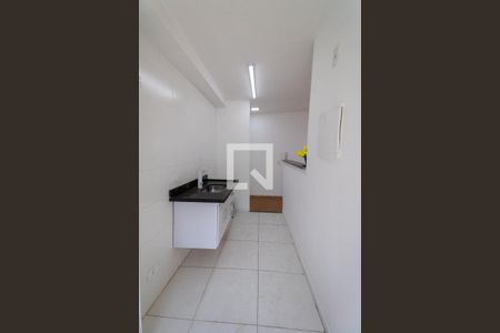 Apartamento à venda com 45m², 2 quartos e 1 vaga Apartamento à venda com 45m², 2 quartos e 1 vagaCozinha e Área de Serviço