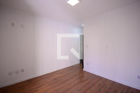 Casa à venda com 150m², 4 quartos e 2 vagasQuarto 3 - Suite 