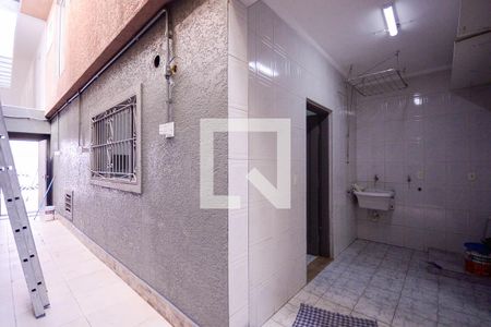 Casa à venda com 150m², 4 quartos e 2 vagasÁrea de Serviço 