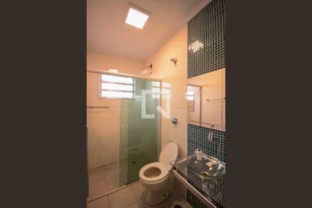 Casa à venda com 150m², 4 quartos e 2 vagasBanheiro Social 