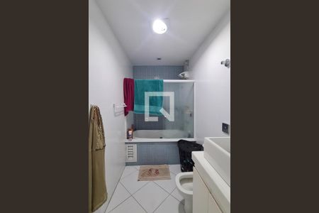 Casa à venda com 466m², 4 quartos e 12 vagasBanheiro