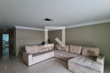 Casa à venda com 466m², 4 quartos e 12 vagasSala 2